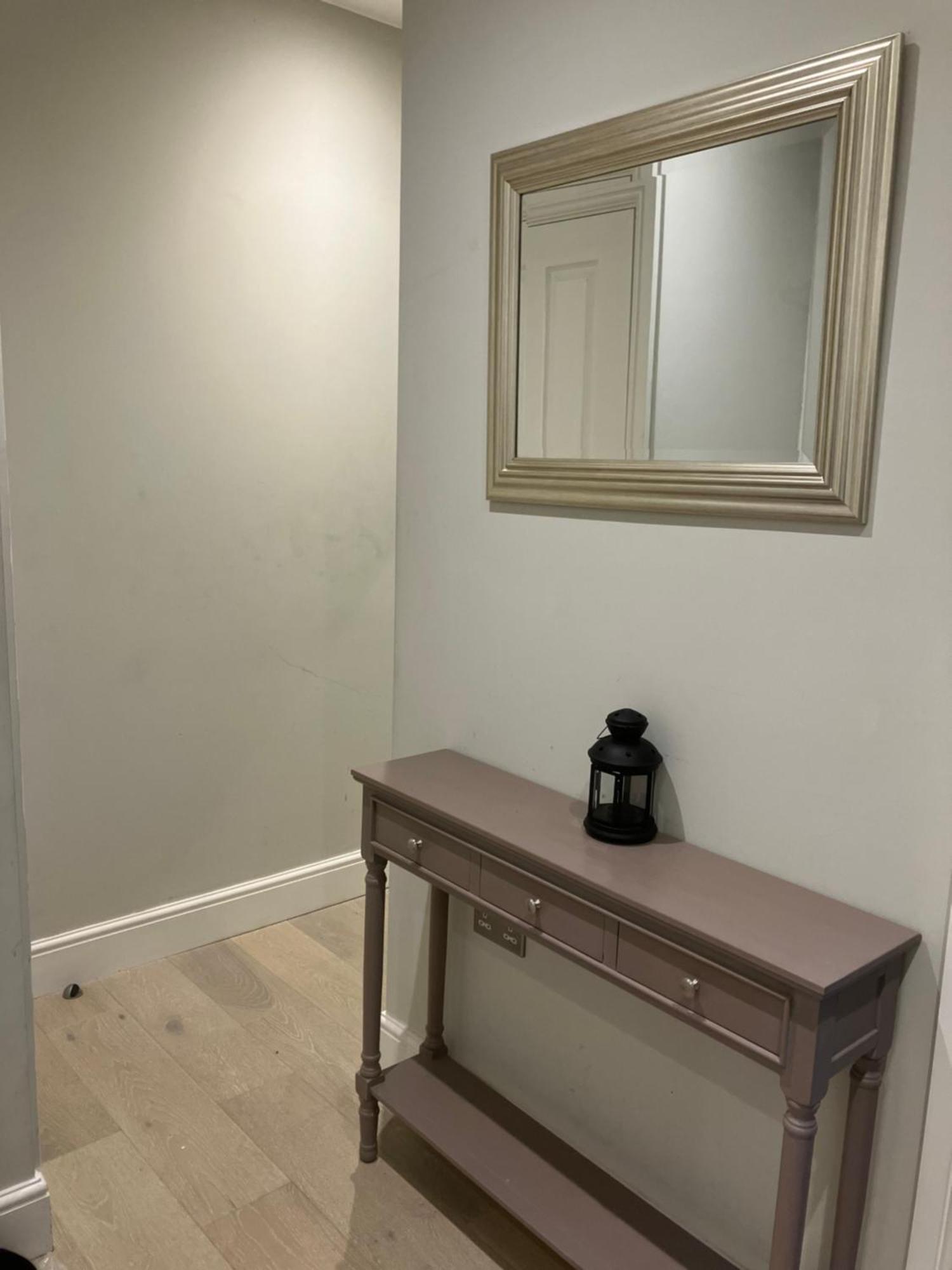 Brilliant 2 Bed Apartment - Spacious, Central & Well-Connected Londýn Exteriér fotografie